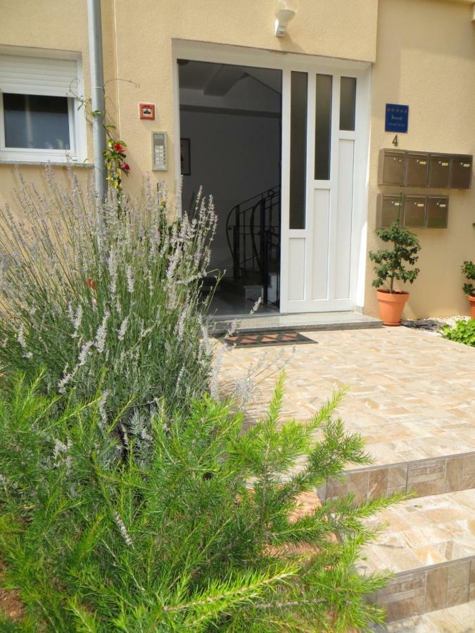 Apartman Mario Cres Buitenkant foto