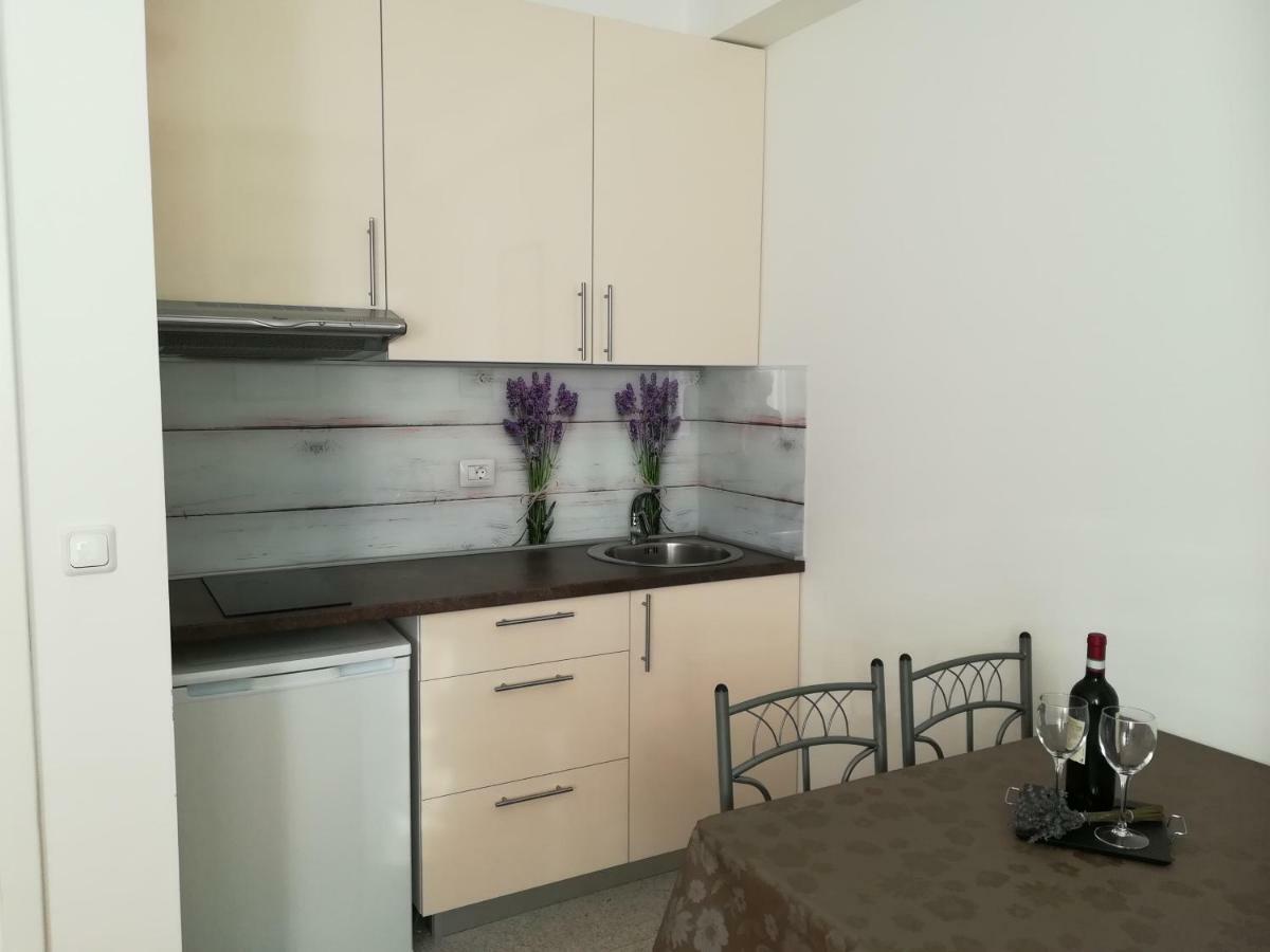 Apartman Mario Cres Buitenkant foto